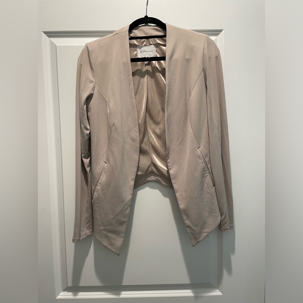 BCBGeneration Women’s Relaxed Asymmetrical Open Front Tuxedo Blazer - Size S
